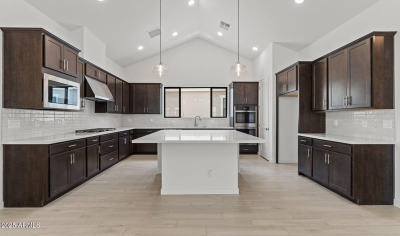 6103 Sunrise Ln, Buckeye, AZ 85396