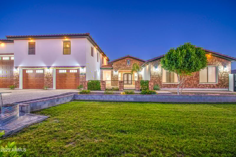 6107 175th Ave, Waddell, AZ 85355