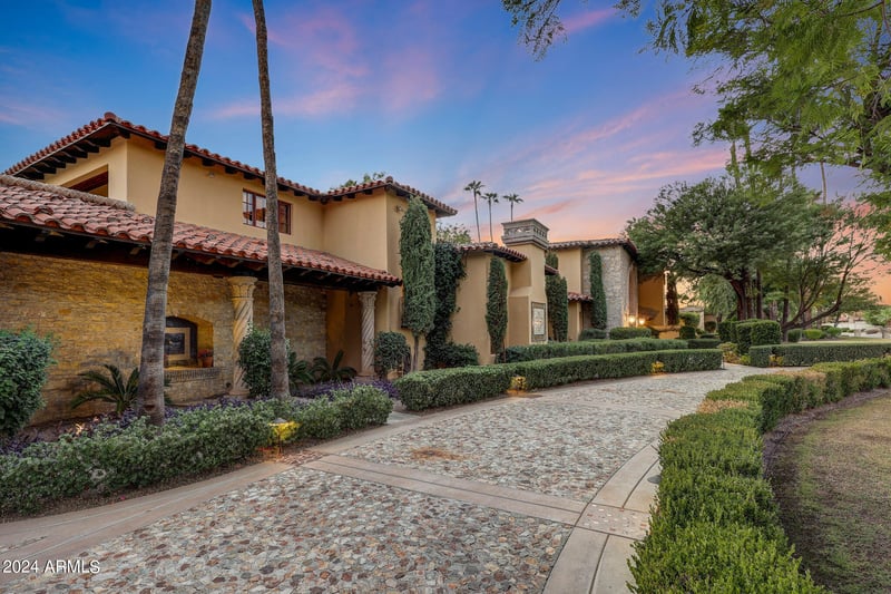 6107 Paradise Dr, Scottsdale, AZ 85254