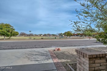 6107 Windrose Dr, Glendale, AZ 85304