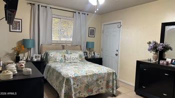 6108 Pinchot Ave, Phoenix, AZ 85033