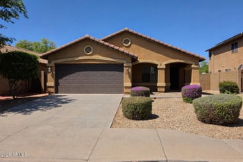 6108 53rd Dr, Laveen, AZ 85339