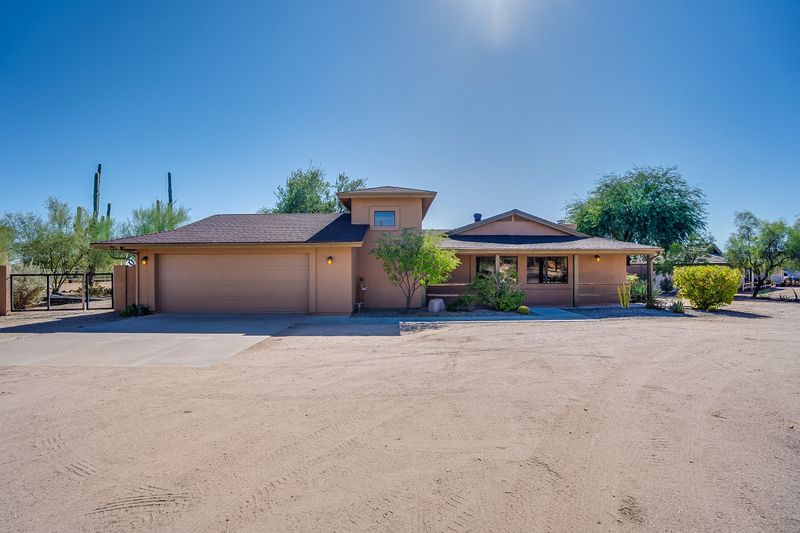 6109 E Quail Track Dr, Scottsdale, AZ 85266