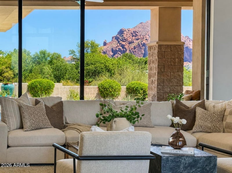 6109 N Palo Cristi Rd, Paradise Valley, AZ 85253