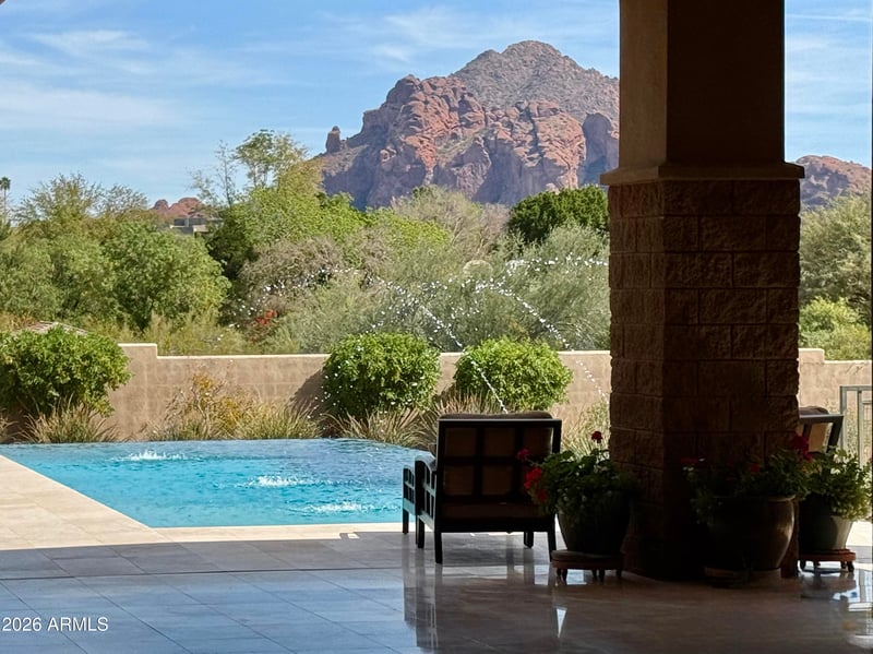6109 Palo Cristi Rd, Paradise Valley, AZ 85253