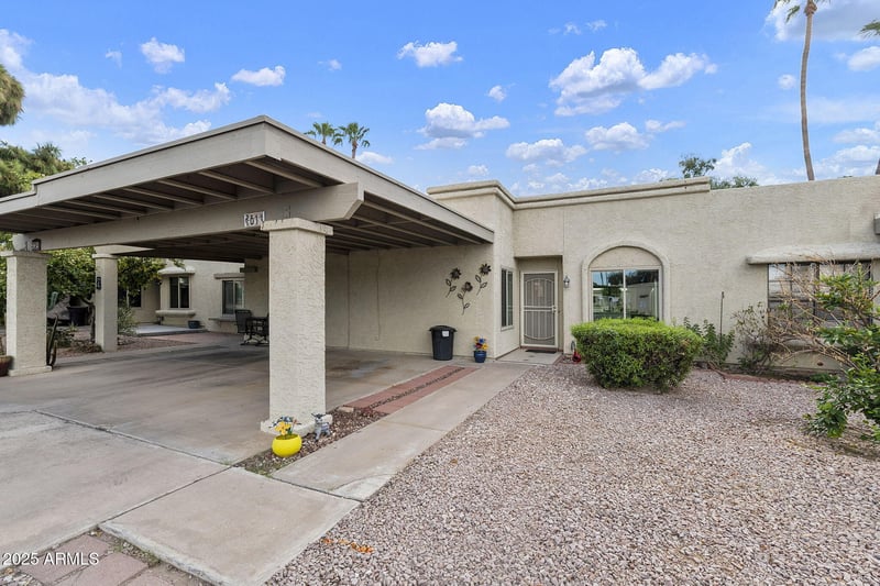 611 Desert Flower Dr, Mesa, AZ 85208