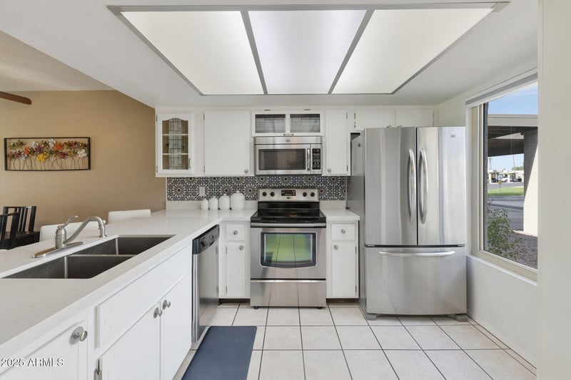 611 Desert Flower Dr, Mesa, AZ 85208