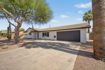 611 Erie Dr, Tempe, AZ 85282