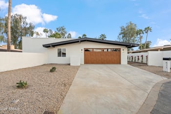 611 Gibraltar Ln, Phoenix, AZ 85023