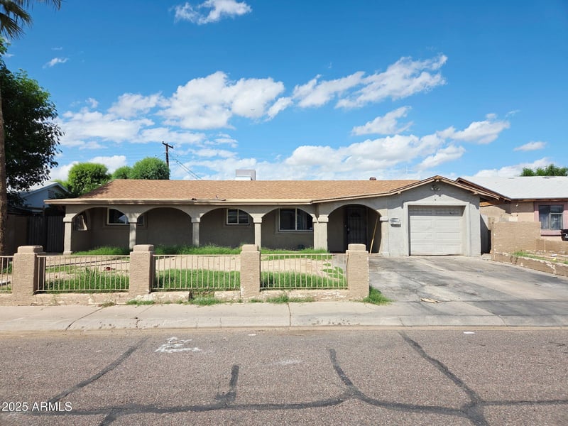 6110 Monterey Way, Phoenix, AZ 85033