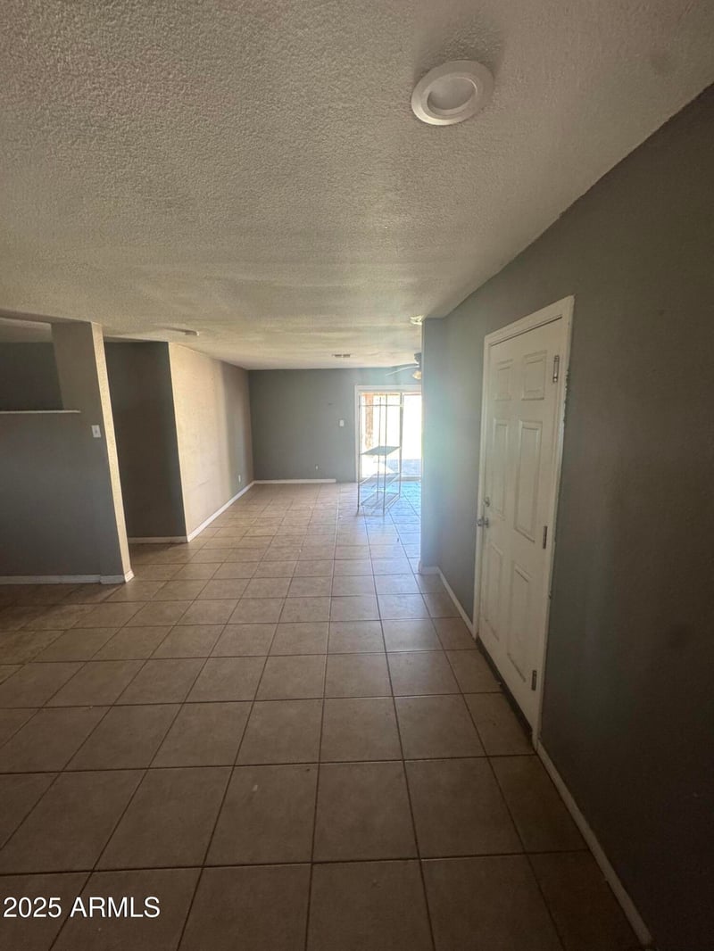 6110 Monterey Way, Phoenix, AZ 85033