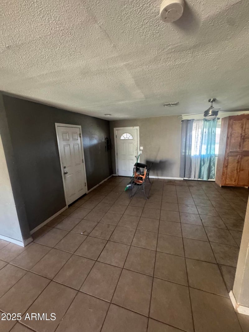 6110 Monterey Way, Phoenix, AZ 85033