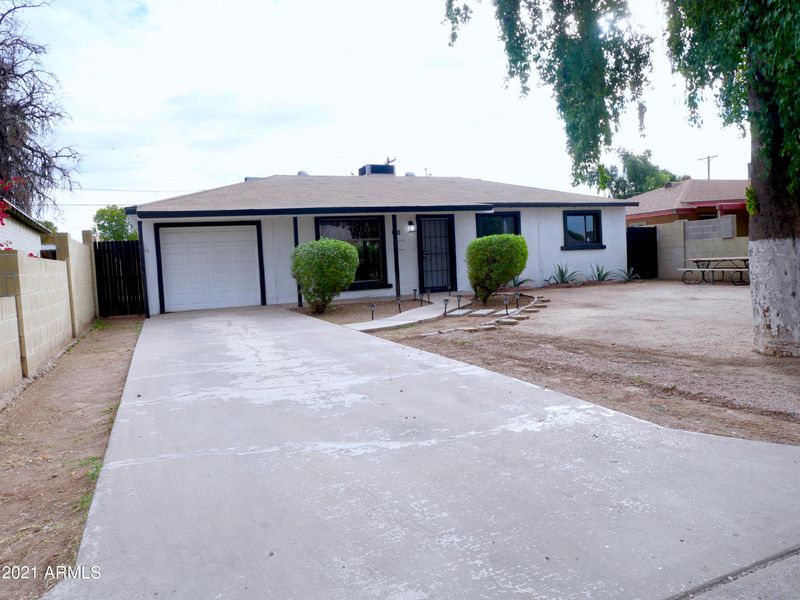 6111 N 31st Dr, Phoenix, AZ 85017