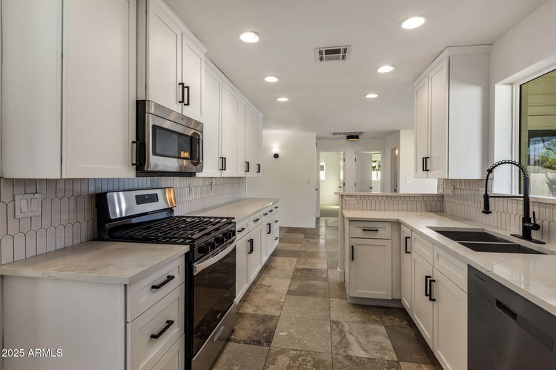 6112 11th Ave, Phoenix, AZ 85013