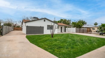 6112 Frier Dr, Glendale, AZ 85301