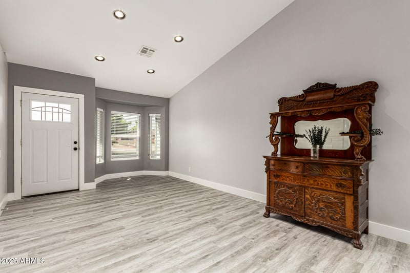 6112 Ingram St, Mesa, AZ 85205