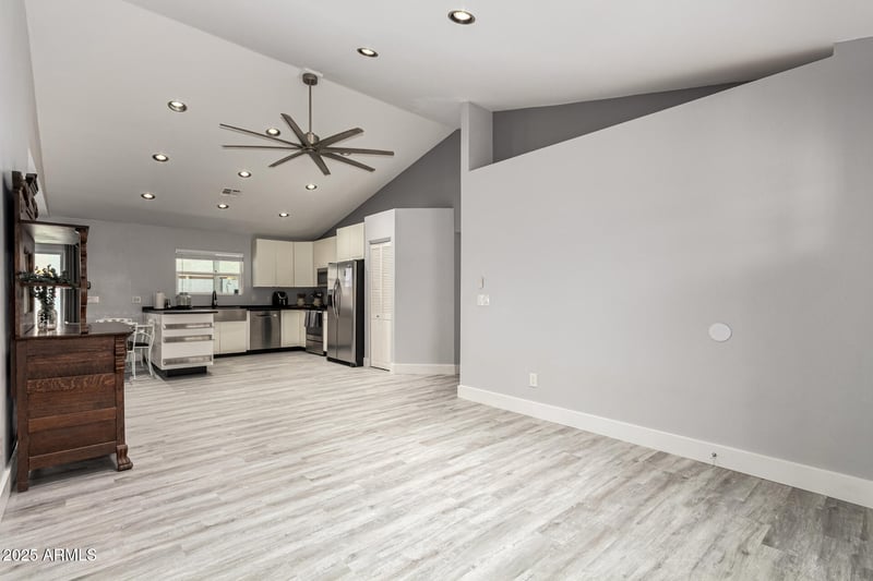 6112 Ingram St, Mesa, AZ 85205