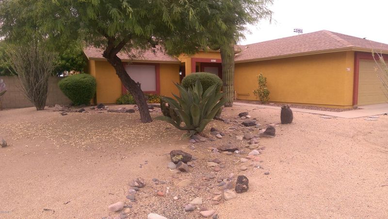 6112 N 90th Dr, Glendale, AZ 85305