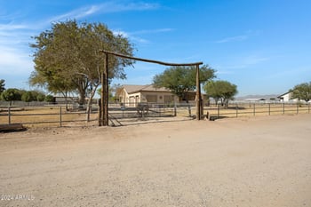6112 S 195th Dr, Buckeye, AZ 85326
