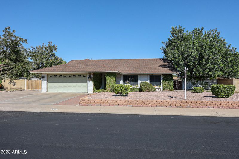 6112 W Pershing Ave, Glendale, AZ 85304