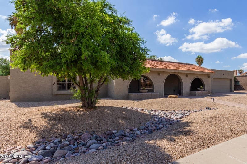 6113 Redfield Rd, Scottsdale, AZ 85254