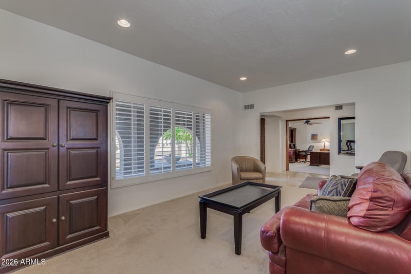 6113 Redfield Rd, Scottsdale, AZ 85254
