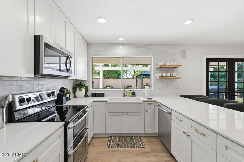 6113 Gelding Dr, Scottsdale, AZ 85254