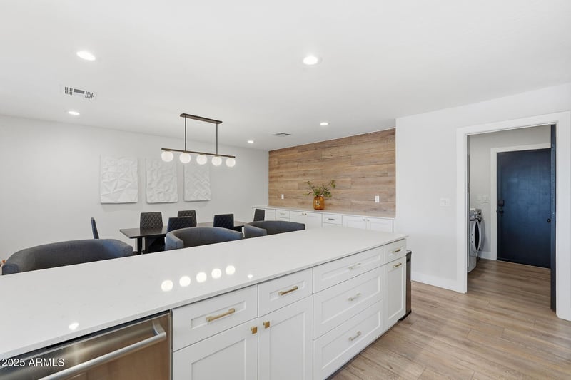 6113 Gelding Dr, Scottsdale, AZ 85254