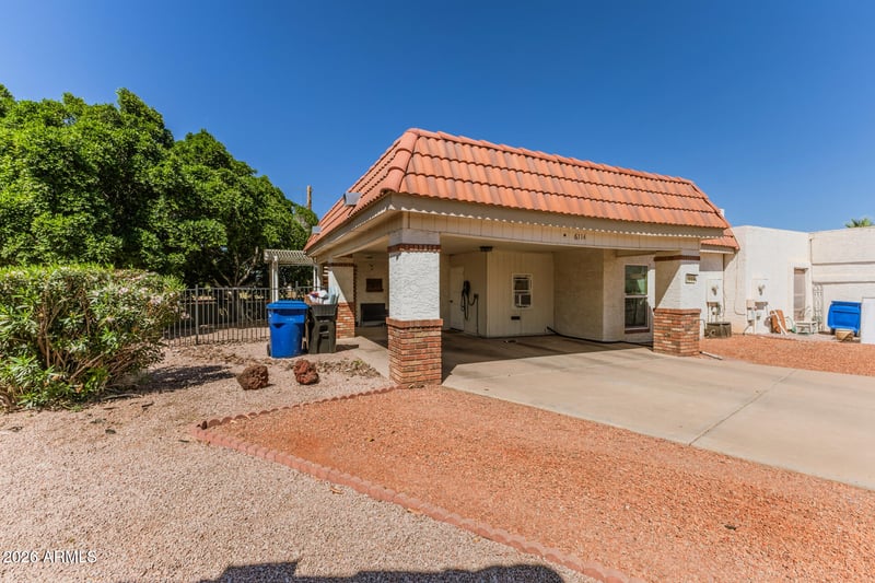 6114 Augusta Cir, Mesa, AZ 85215