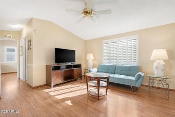 6114 S Sawgrass Dr, Chandler, AZ 85249