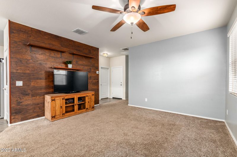 6115 S 252nd Dr, Buckeye, AZ 85326