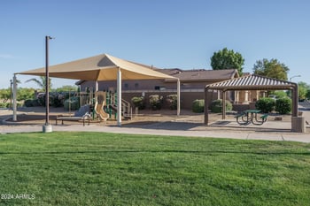 6115 W Morrow Dr, Glendale, AZ 85308