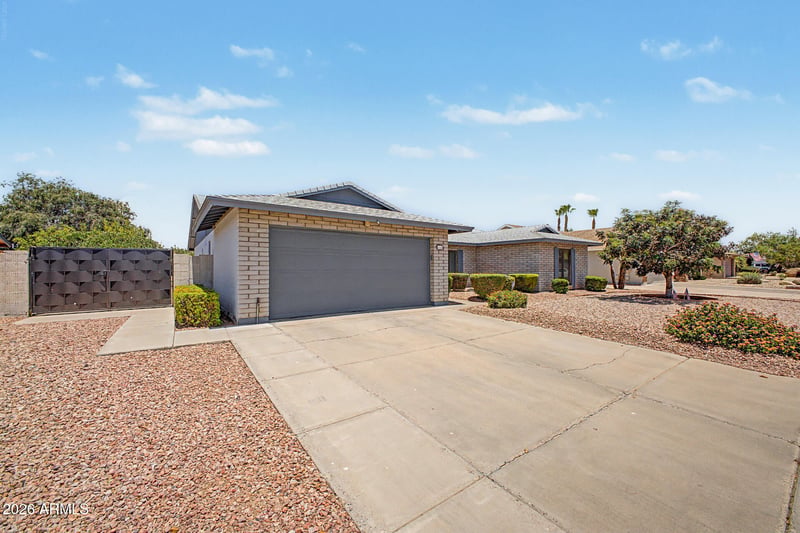 6116 W Willow Ave, Glendale, AZ 85304