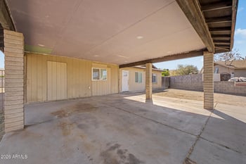 6117 Moreland St, Phoenix, AZ 85043