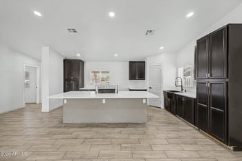 6117 Moreland St, Phoenix, AZ 85043