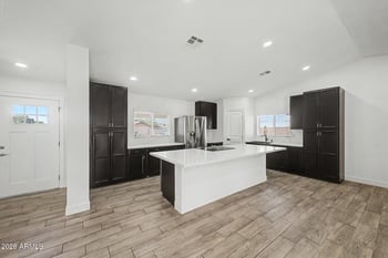 6117 Moreland St, Phoenix, AZ 85043