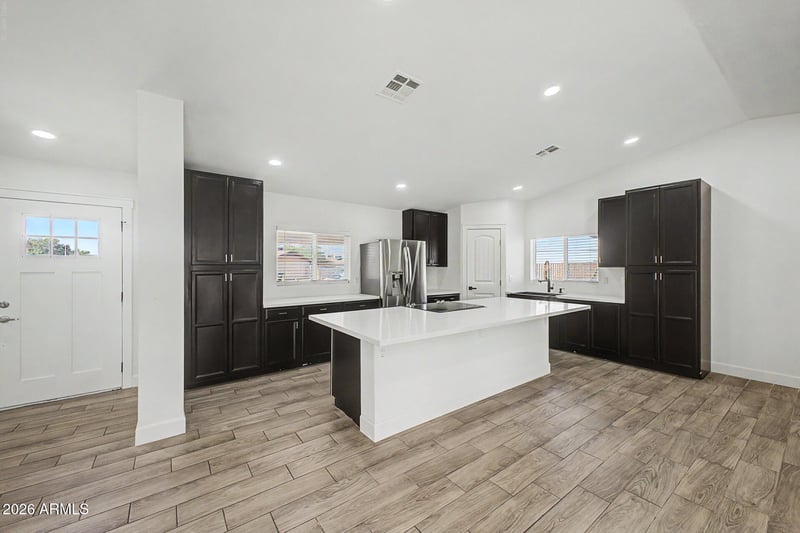6117 W Moreland St, Phoenix, AZ 85043