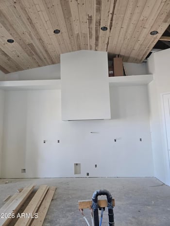 612 Amber Sun Dr, Phoenix, AZ 85085