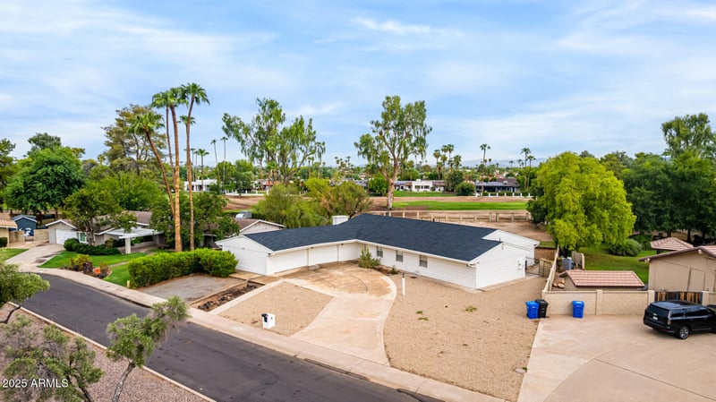 612 Bob O Link Ln, Phoenix, AZ 85023