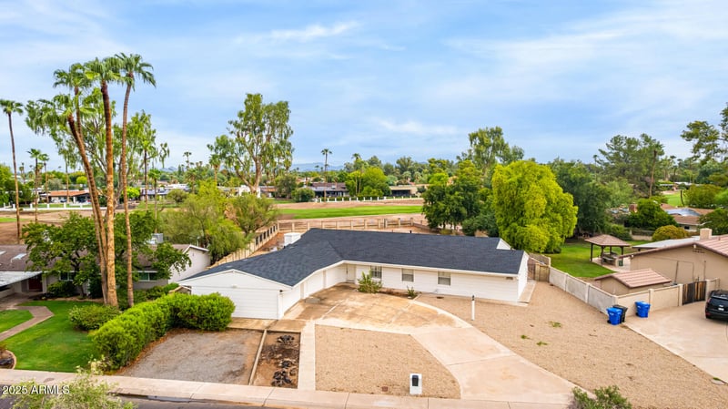 612 Bob O Link Ln, Phoenix, AZ 85023