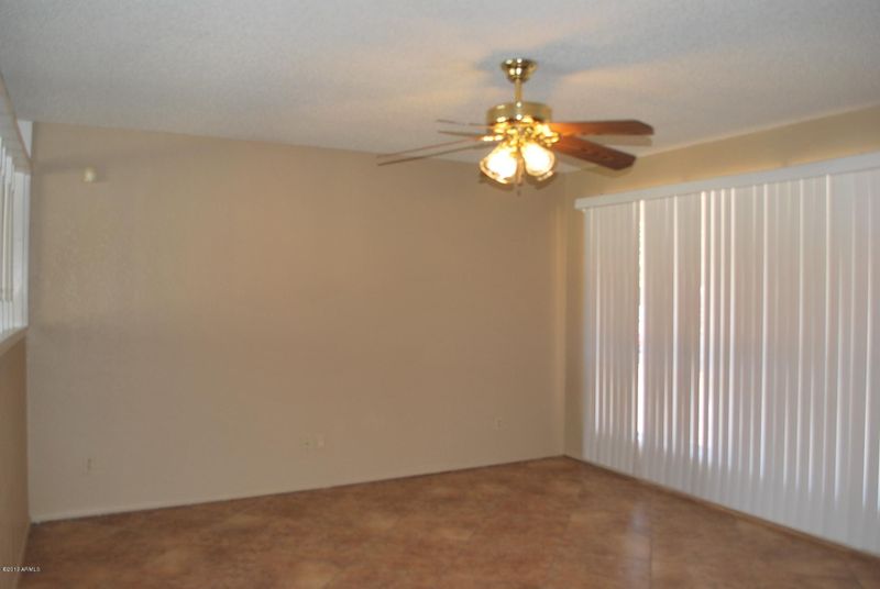 612 E Garnet Ave, Mesa, AZ 85204
