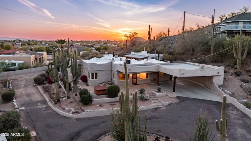 612 Signal Butte Rd, Mesa, AZ 85207