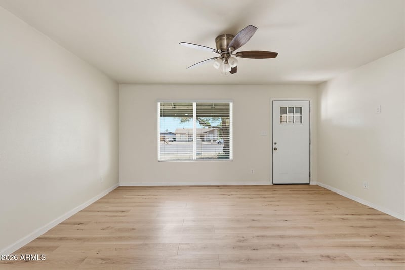 612 W Farmdale Ave, Mesa, AZ 85210