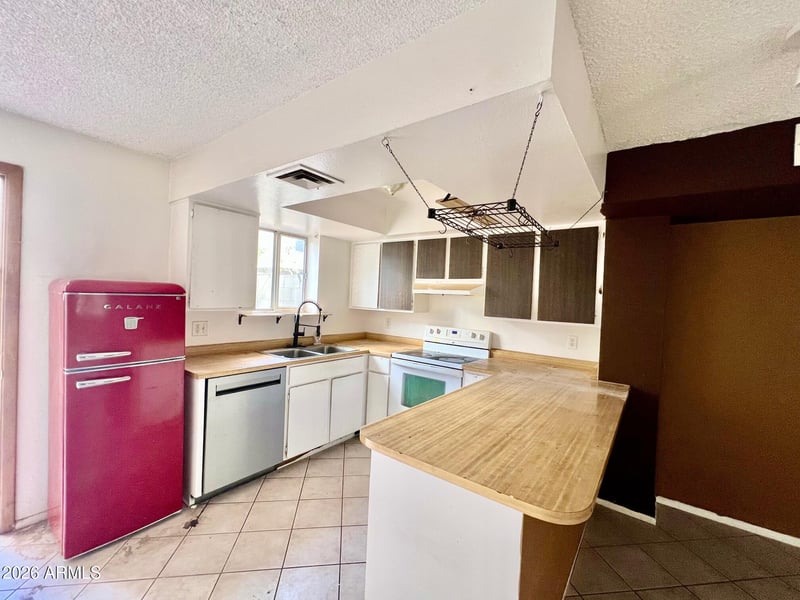 6120 W Townley Ave, Glendale, AZ 85302