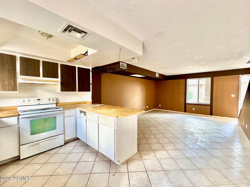 6120 W Townley Ave, Glendale, AZ 85302