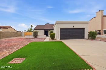 6121 W Maui Ln, Glendale, AZ 85306