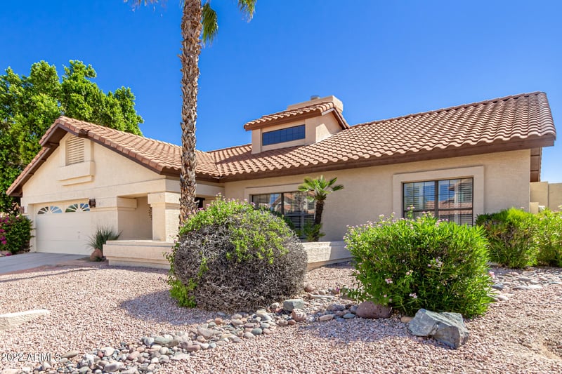 6122 Saddleback St, Mesa, AZ 85215