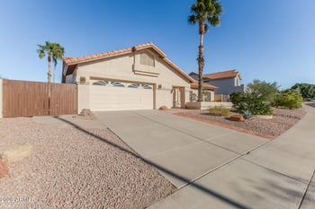 6122 Saddleback St, Mesa, AZ 85215