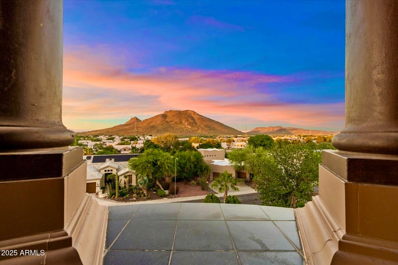 6123 Alameda Rd, Glendale, AZ 85310