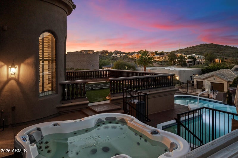 6123 Alameda Rd, Glendale, AZ 85310